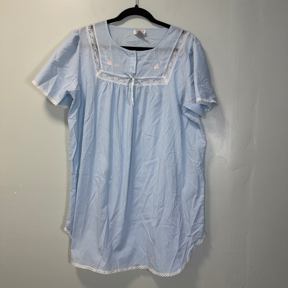 Vintage Barbizon Blue Lace Embroidered Nightgown L Sleepwear 09-58821